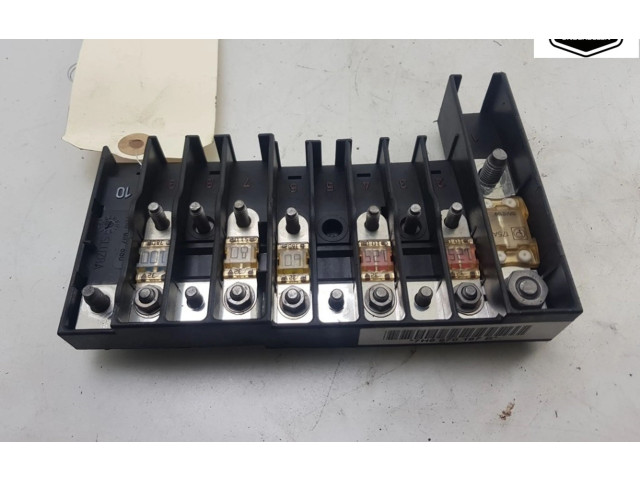 Pojistková skříňka 7H0937550A Volkswagen Transporter - Caravelle T5 2003