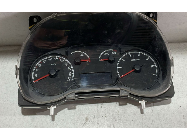 Панель приборов Opel Combo D
