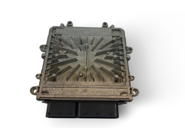 Блок управления двигателем Блок управления P31303388, 0281015286   Volvo S60