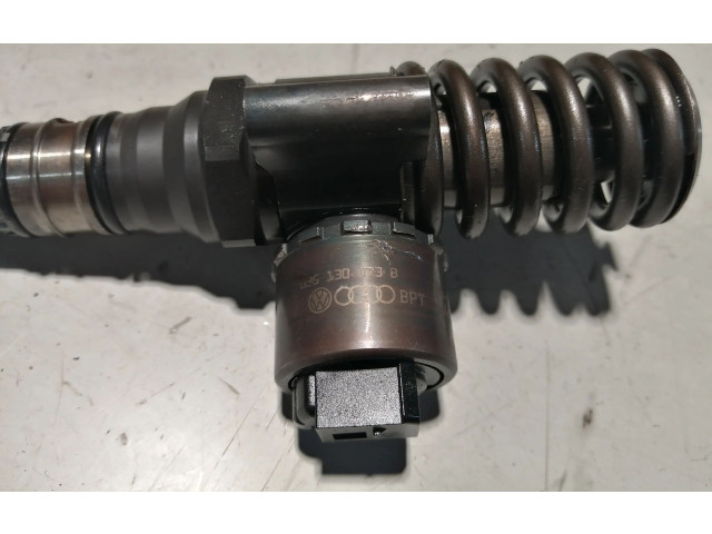 Форсунка 03G130073B Mitsubishi Grandis