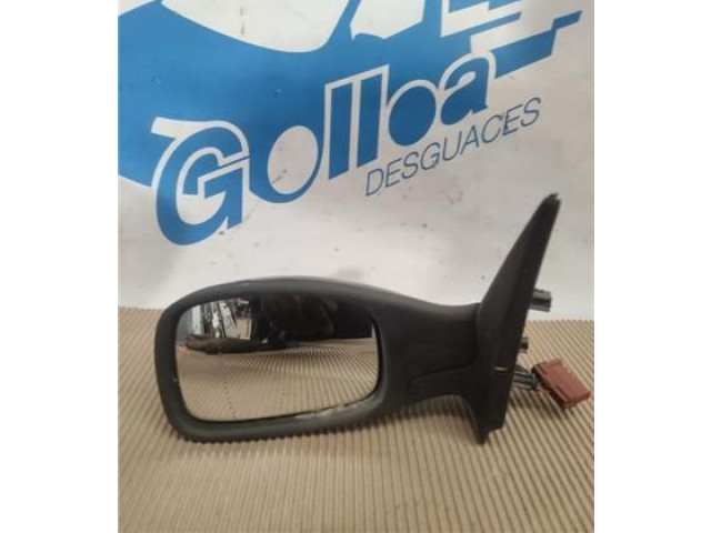 Зеркало электрическое        Peugeot 306   -  года   