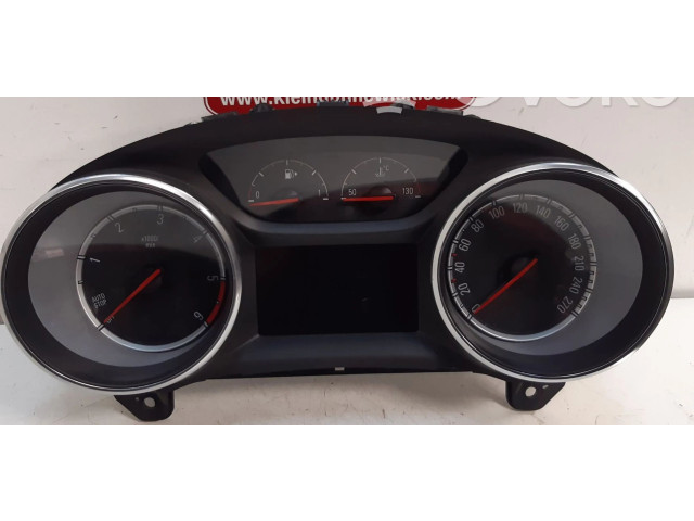 Панель приборов 39030270 Vauxhall Astra K