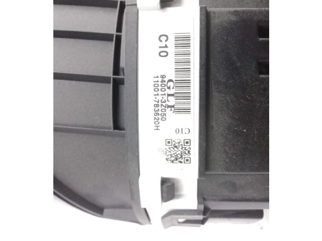 Přístrojová deska Hyundai i40 2012 940013Z050