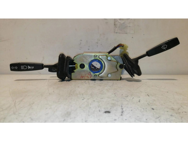 Мултифункционный включатель управления / ручка