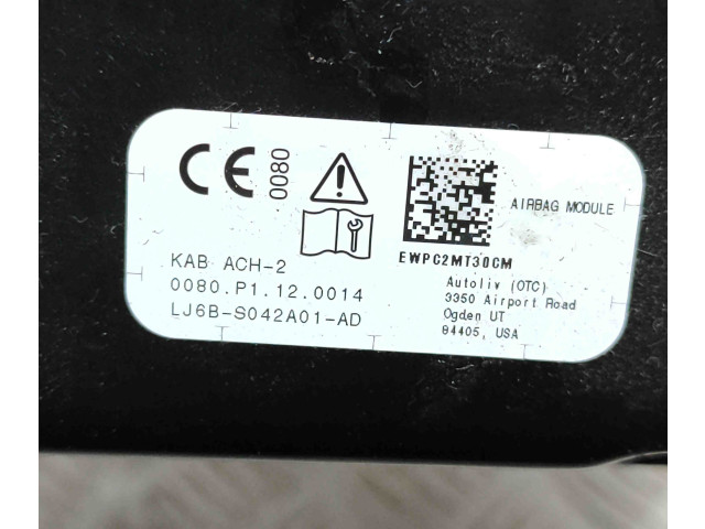 Подушка безопасности для колен LJ6BS042A01AD Ford Mustang Mach-E