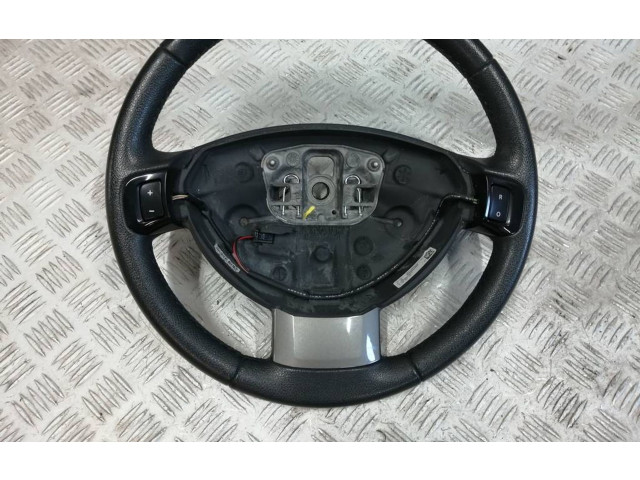 Руль Dacia Sandero   -  года       