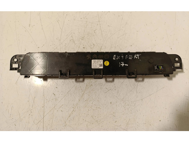 Řídící jednotka 98081729ZD, 35250801   Peugeot Expert 2017