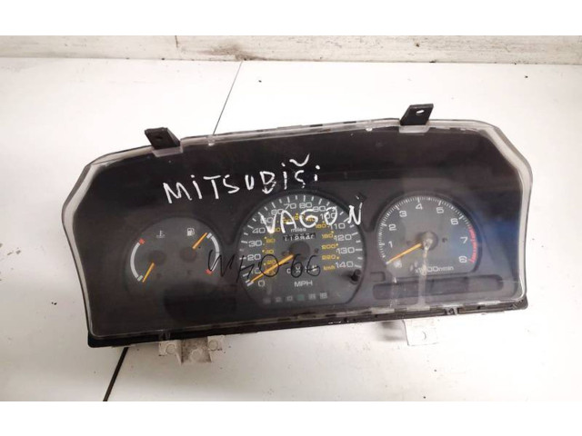 Панель приборов mr240568, MR240568 Mitsubishi Space Wagon