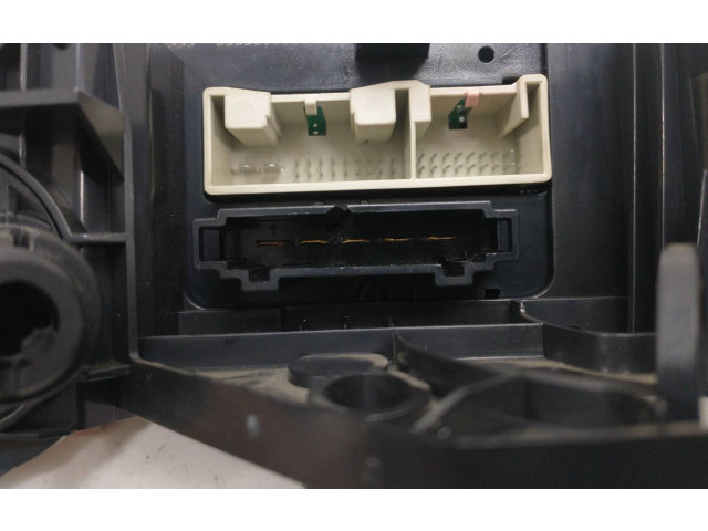 Блок управления климат-контролем Volkswagen Caddy