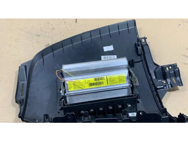 Подушка безопасности пассажира 7030A233, P7030A233 Mitsubishi Colt