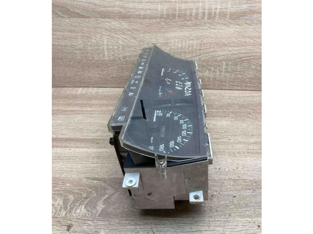 Панель приборов Mazda626, ForPetrolLHD Mazda 626