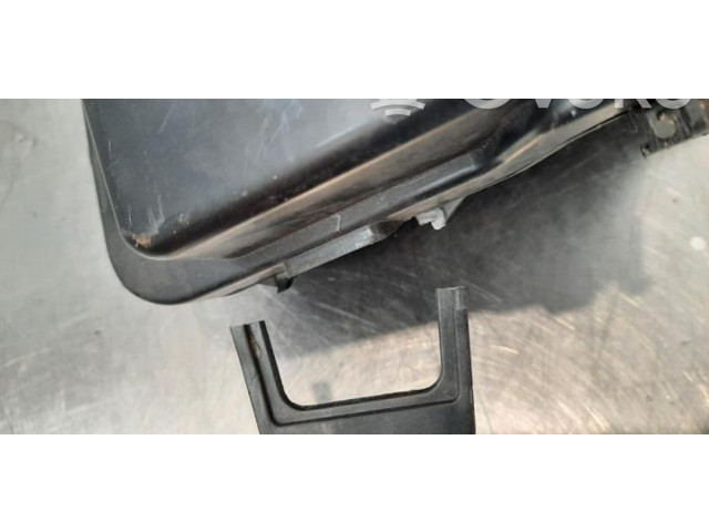 Блок предохранителей 243809584R Dacia Duster