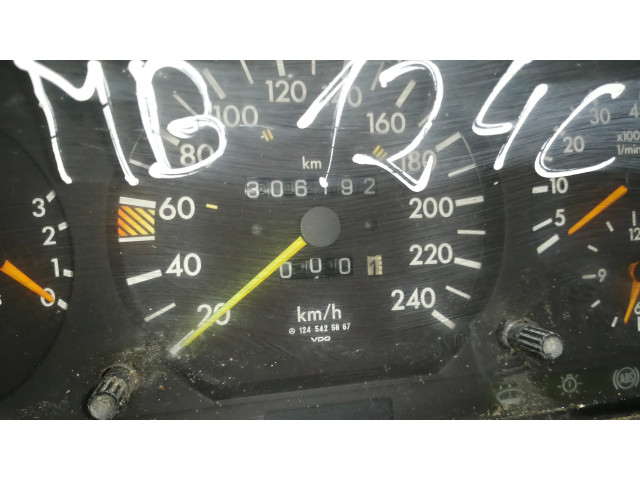 Přístrojová deska Mercedes-Benz E W124 1990 1244409111, 1245421116