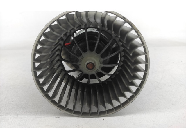 Вентилятор печки       BMW X3 E83