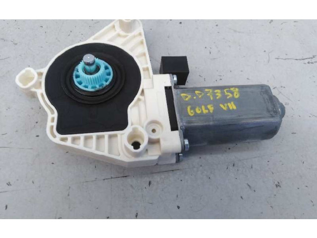 Передний двигатель механизма для подъема окон