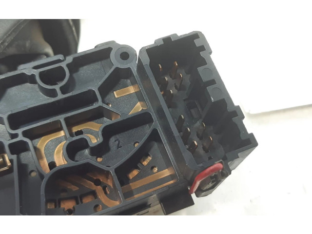 Переключатель дворников 30613573 Volvo S40, V40