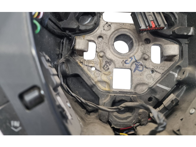 Руль Chevrolet Camaro - года 23379943, 812454049