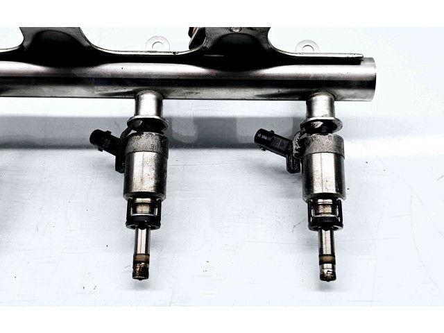 Топливная рампа 06J133317M   Skoda Superb B6 (3T)  