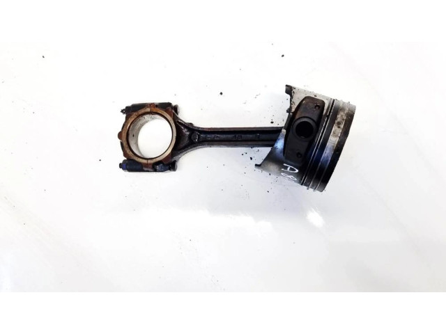 Píst Hyundai Santa Fe pro benzínový motor 2.4