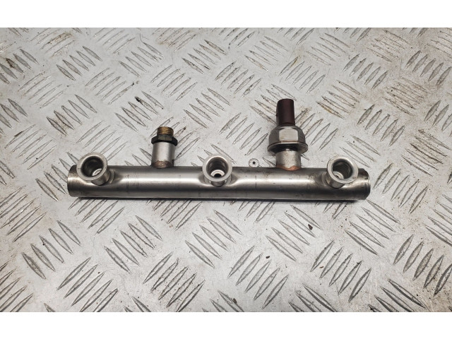 Vstřikovací lišta 06E130089D Audi S5 CCB