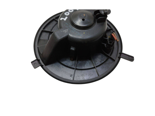 Вентилятор печки    CZ0160600762, 1K1819015E   Skoda Yeti (5L)