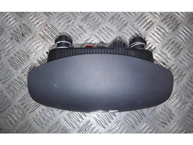 Подушка безопасности водителя p30721915 Volvo V70