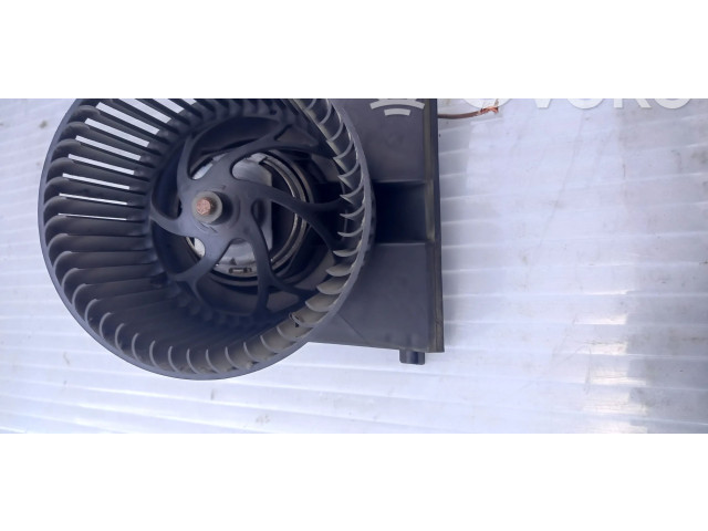Вентилятор печки       Volkswagen Golf III
