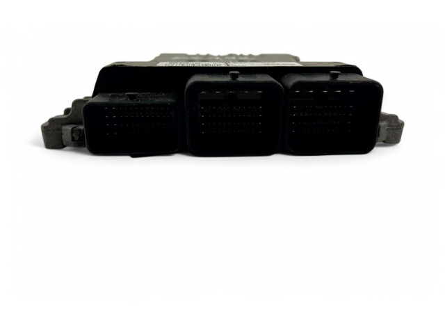 Блок управления двигателем Блок управления 31355669, S180134102B   Volvo V70