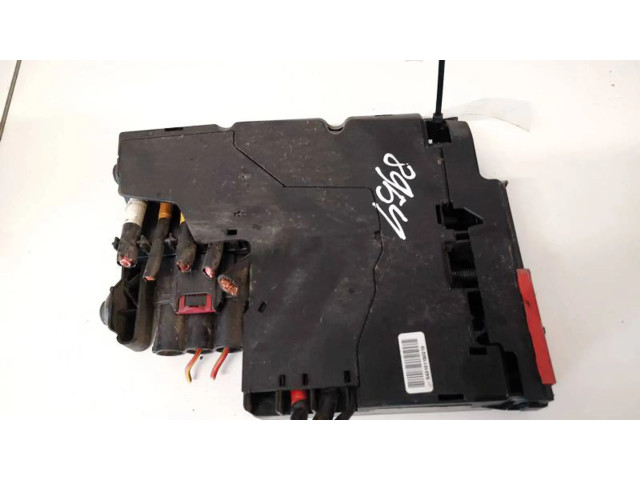 Pojistková skříňka Mercedes-Benz E W212 2015