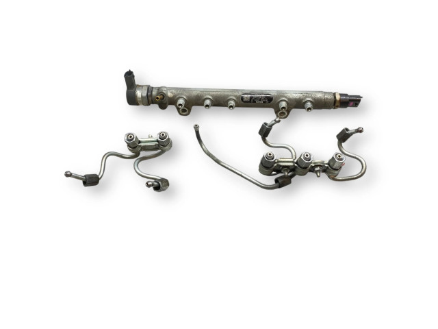 Vstřikovací lišta 0445214132 Toyota Corolla E120 E130 1ND-TV