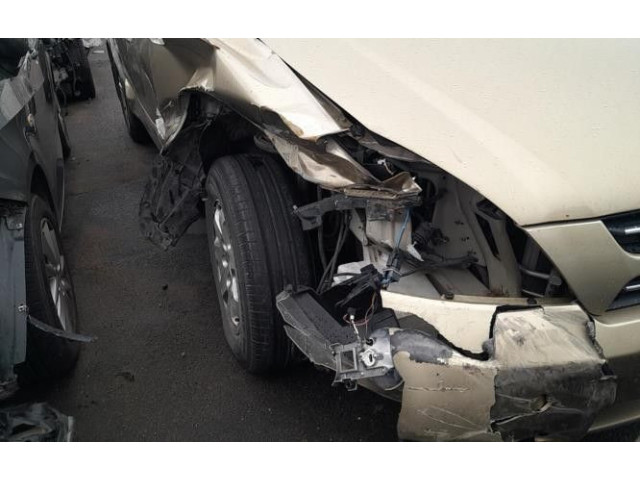 Pojistková skříňka KIA Carnival 2007