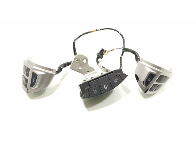 Кнопки рулевого колеса