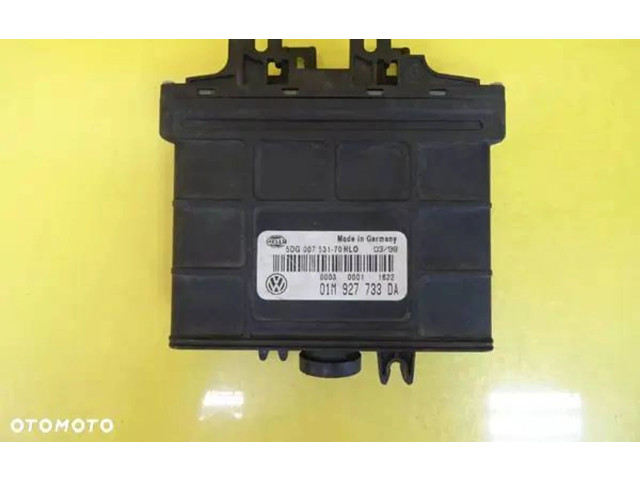 Блок управления коробкой передач 01M927733DA Volkswagen Golf III
