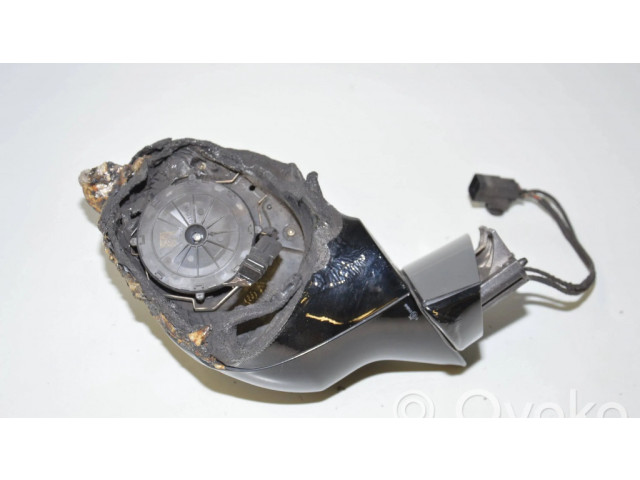 Zpětné zrcátko pravé BMW i8 2015