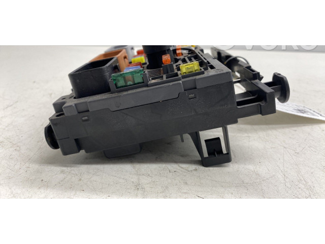 Pojistková skříňka Řídící jednotka BSM Peugeot RCZ 2010