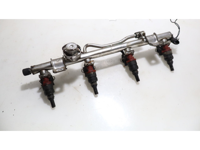 Vstřikovací lišta Mercedes-Benz C W203