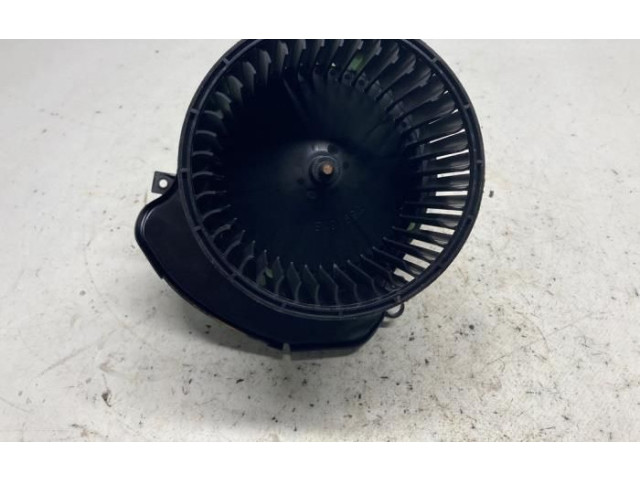 Вентилятор печки 272109977R, T5869258399 Dacia Jogger