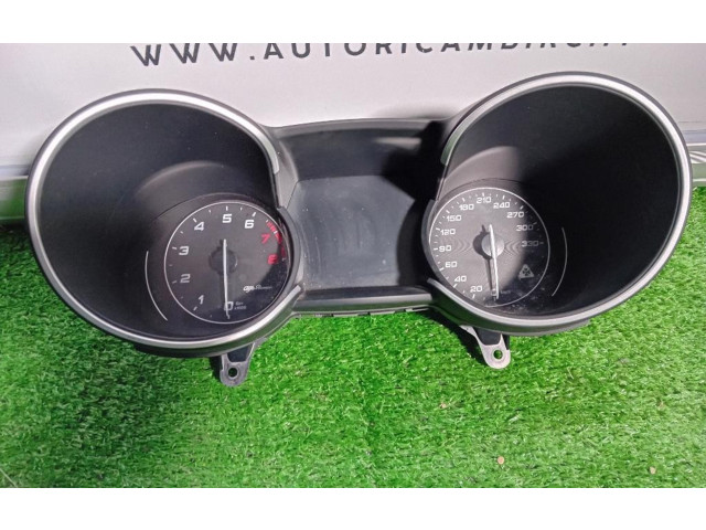 Přístrojová deska  Alfa Romeo GT 2009 50518254  