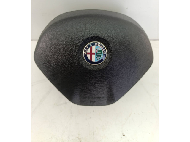 Подушка безопасности водителя 1560915200 Alfa Romeo Giulietta