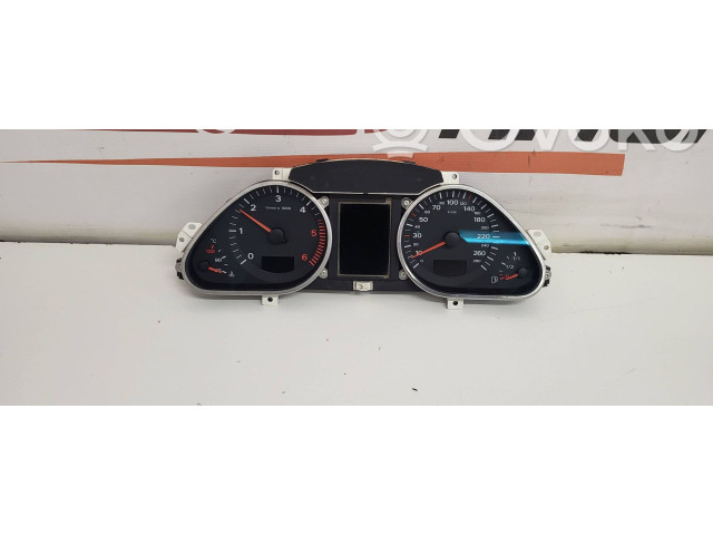 Přístrojová deska Audi A6 S6 C6 4F 2006 5550007301