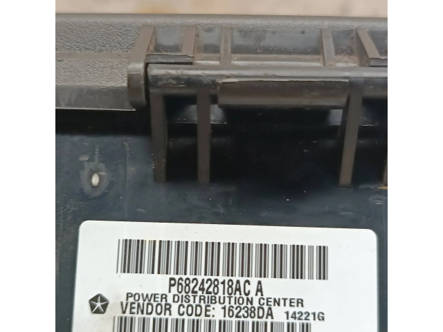   Pojistková skříňka P68242818AC, 16238DA   Jeep Grand Cherokee 2015