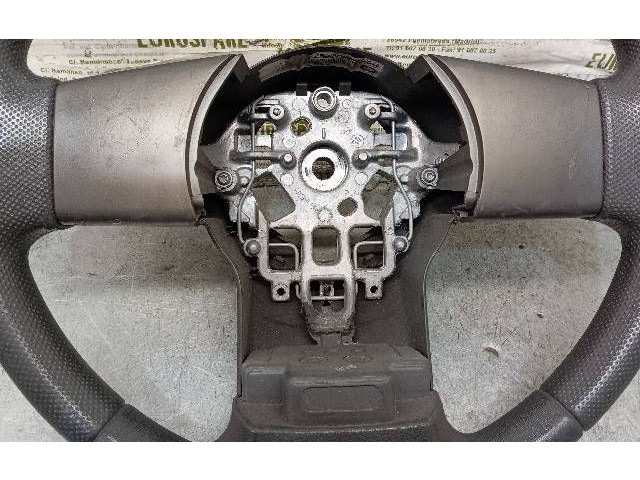 Volant Nissan Navara D22 2001 484304X20A  