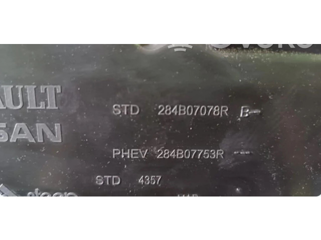 Блок предохранителей 284B0708R   Renault Clio II    