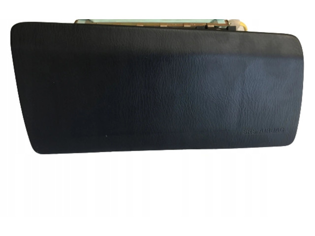 Подушка безопасности пассажира LD62 Mazda MPV II LW