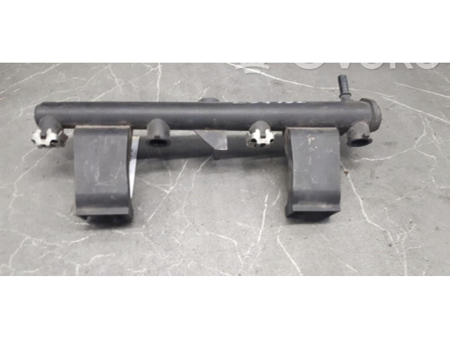 Топливная рампа Citroen Xsara