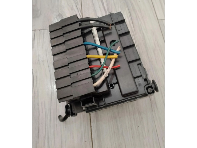 Pojistková skříňka Řídící jednotka BSM 9664055480 Peugeot 1007 2014