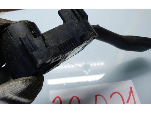 Руль Volkswagen Golf IV 1998 - 2005 года 8L0953513G, 202852ATW