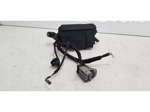 Блок предохранителей Opel Meriva B