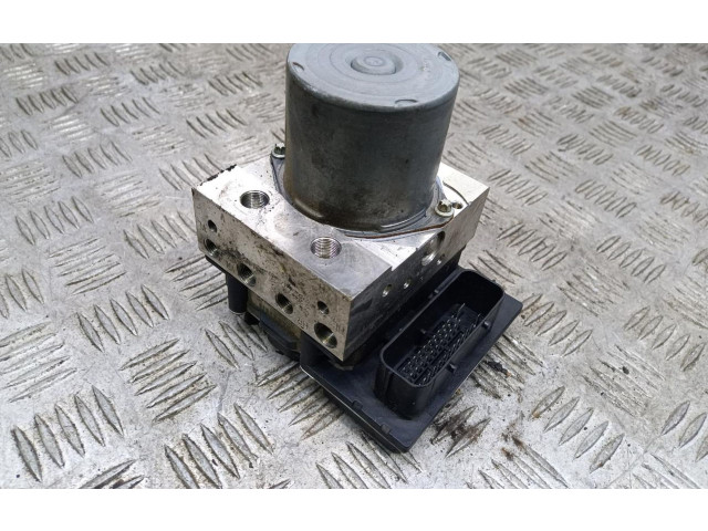 Блок АБС    BMW  X3 E83  2003 - 2010 года