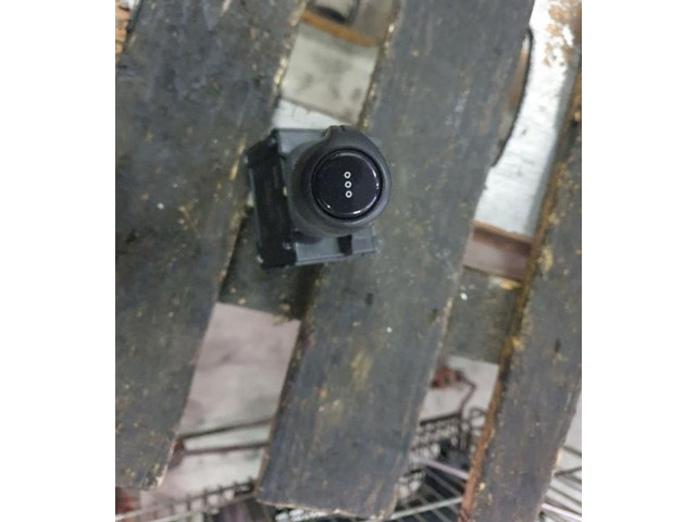 Ручка стеклоочистителей 8201168008, 8201168008 Dacia Duster